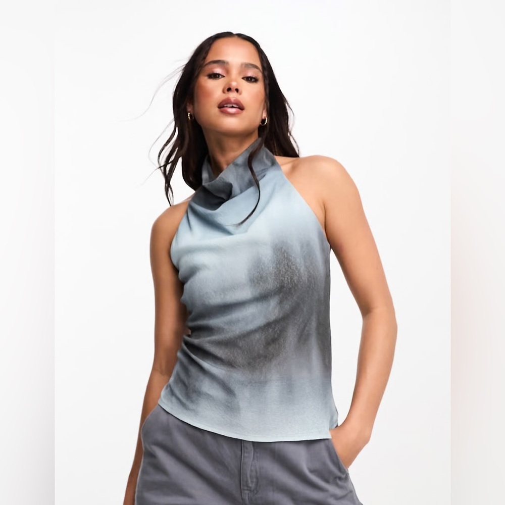 Pull & Bear Gradient Hatler Top